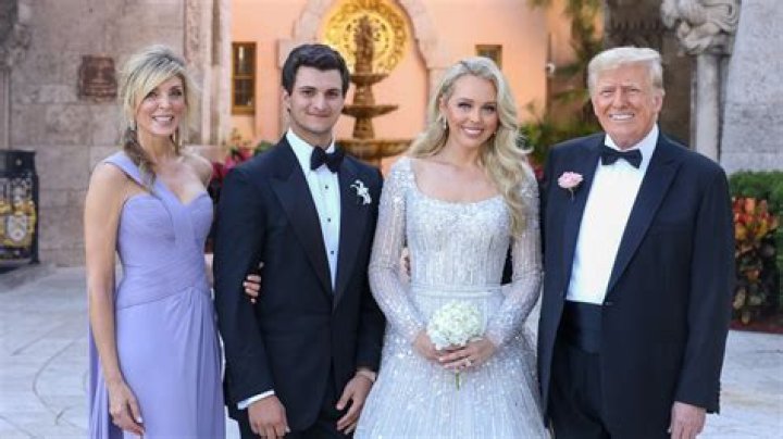 Unveiling Barron Trump's Girlfriend: What Does She Look Like?